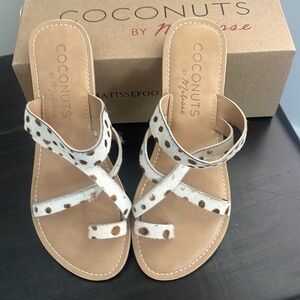 Like new!  White brown cow hair flip flops
